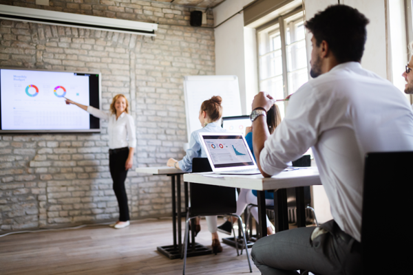 Selección, elaboración, adaptación y utilización de materiales, medios y recursos didácticos en Formación Profesional para el Empleo. SSCE0110 - Docencia FPE - conte. Online 3.1